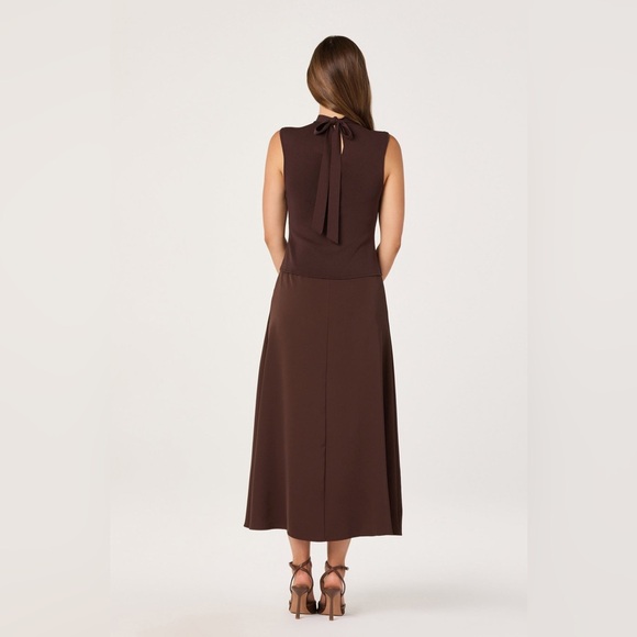 ASTR THE LABEL High Neck Tie Back Brown Midi Dress M - Picture 2 of 6